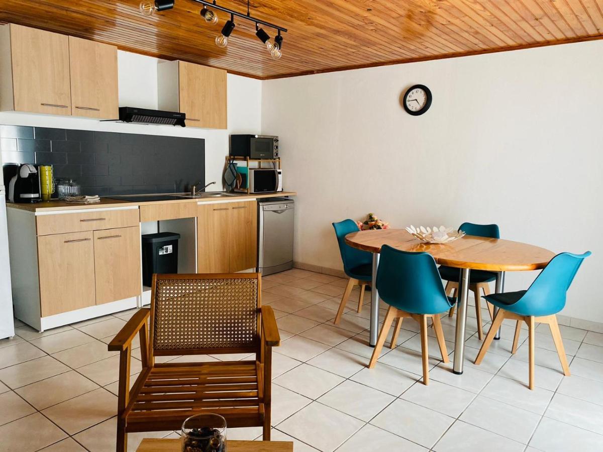 Gite E & M Saint-Denis-de-Pile Extérieur photo
