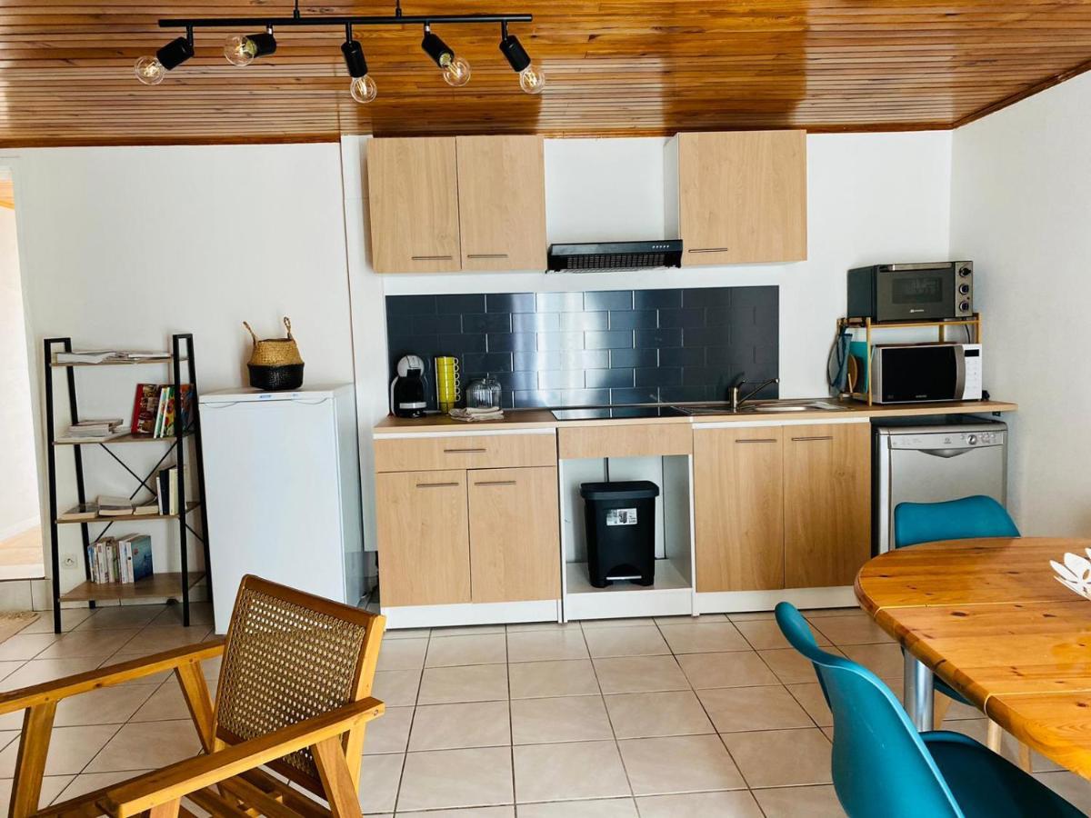 Gite E & M Saint-Denis-de-Pile Extérieur photo